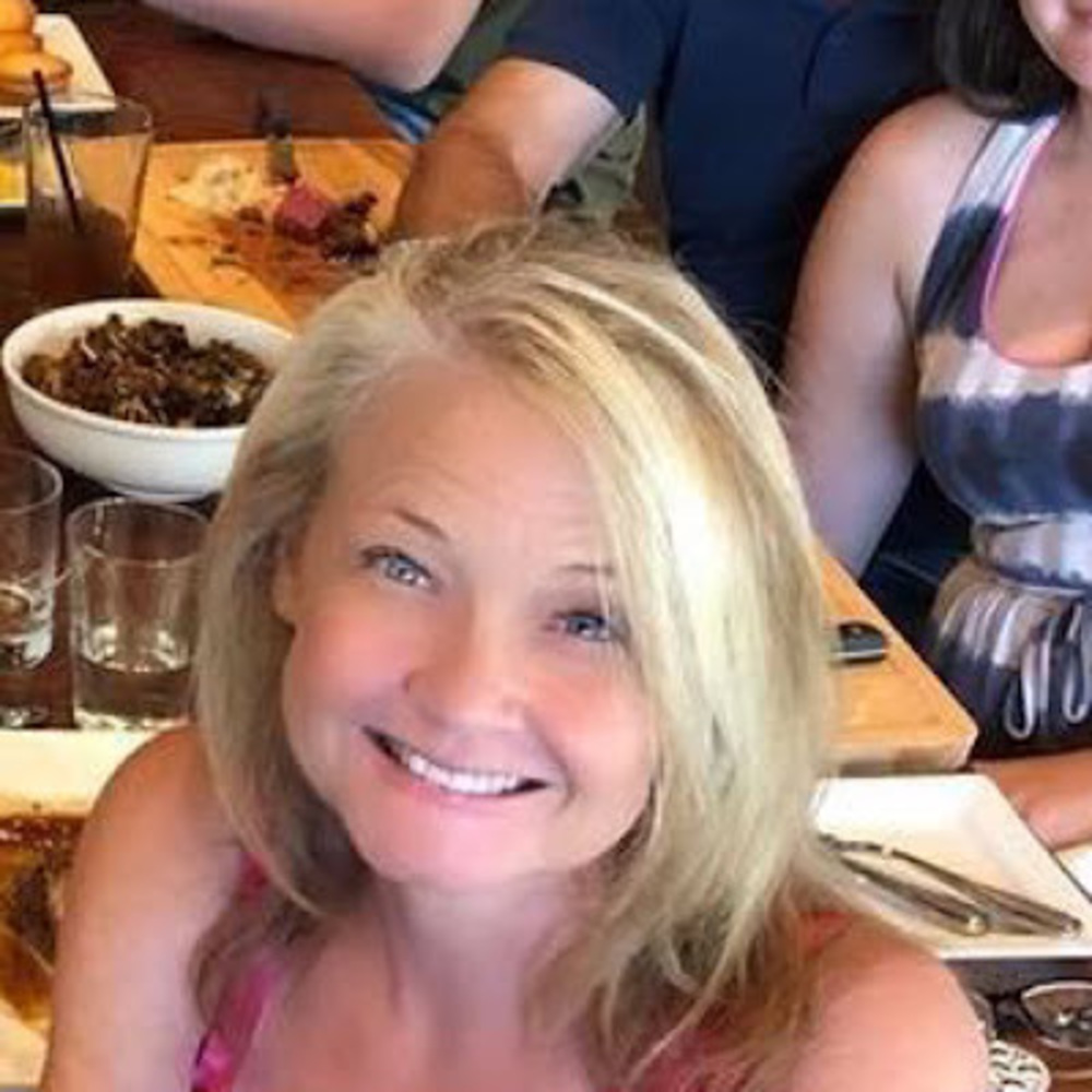 Meet your Posher, Suzanne